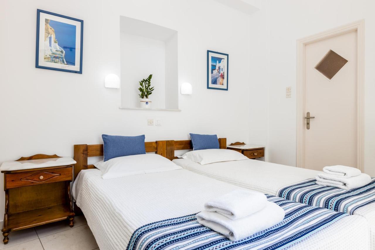 Hotel Dina Páros Exteriör bild