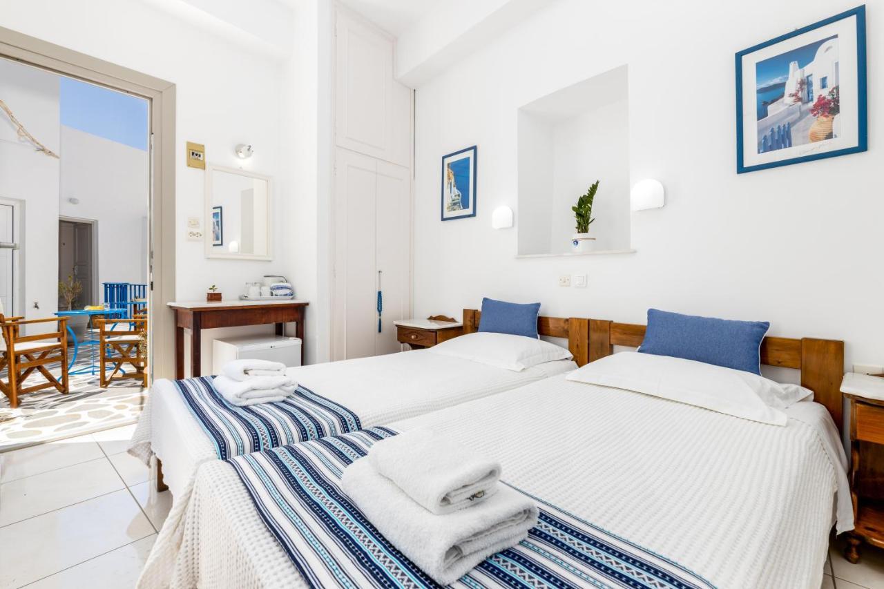 Hotel Dina Páros Exteriör bild